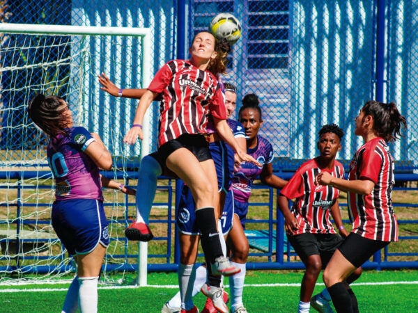 Copa das Minas agita o futebol feminino em Taubaté